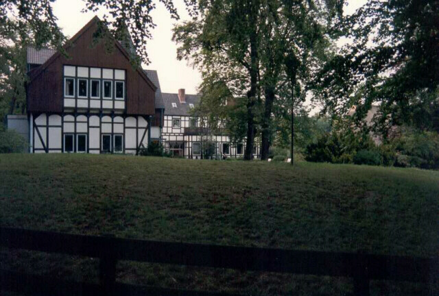 stue1990-03